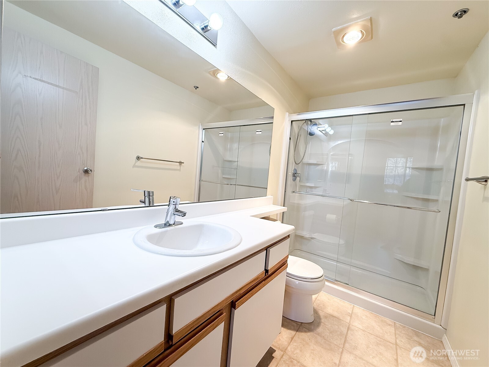 7453 Newcastle Golf Club Road, Unit K201 Newcastle, WA 98059 - Photo 18 of 27