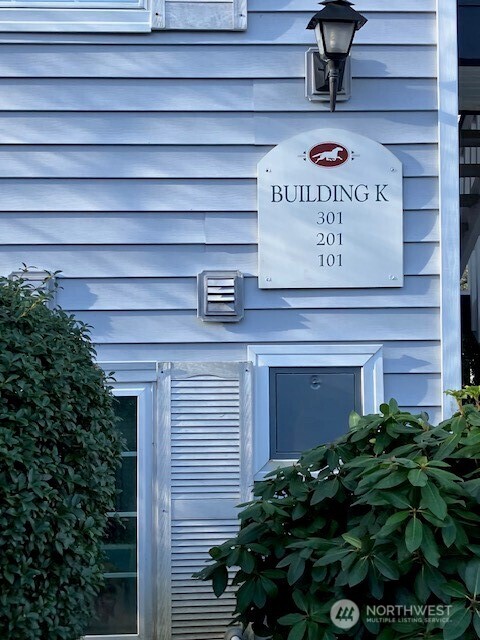 7453 Newcastle Golf Club Road, Unit K201 Newcastle, WA 98059 - Photo 22 of 27