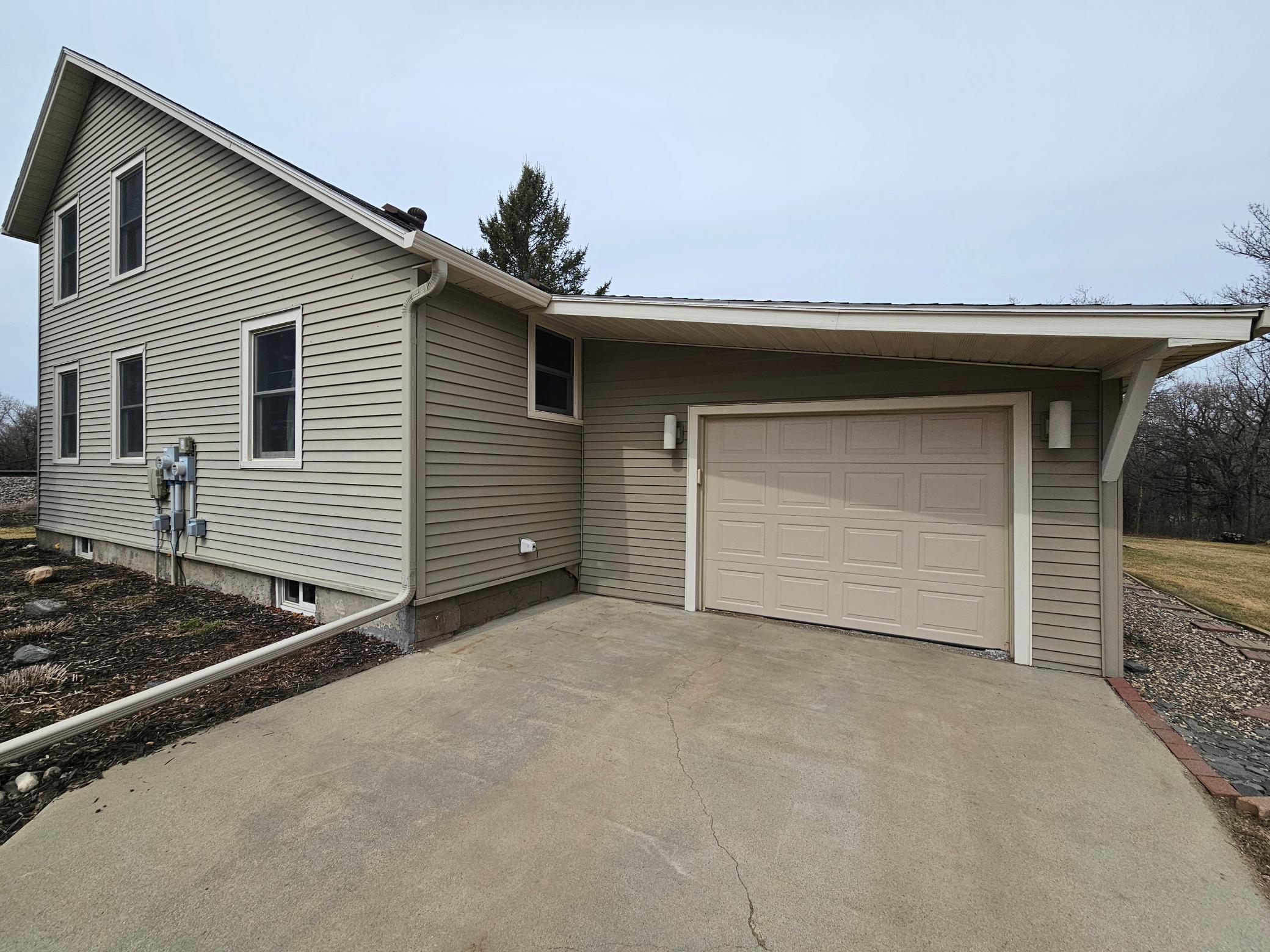 101 Harris Street Kent, MN 56553 - Photo 2 of 40