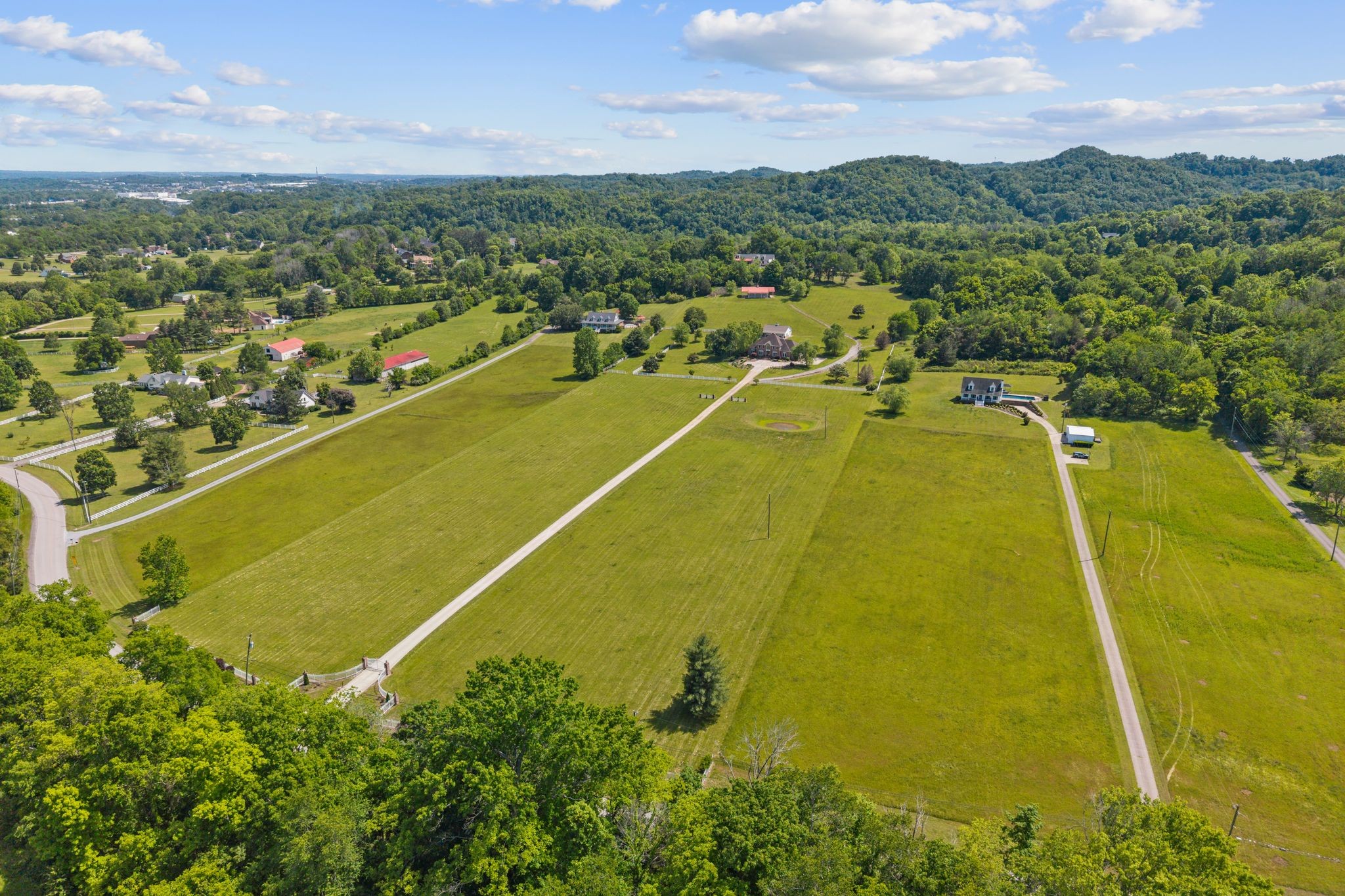 1834 Baker Road Goodlettsville, TN 37072 - Photo 7 of 94 Gallery Image 7
