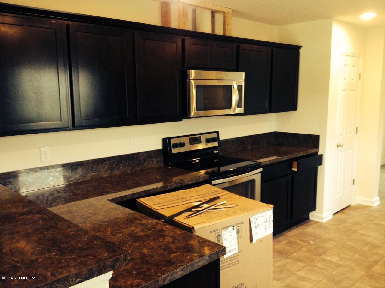 307 Amber Ridge Road Jacksonville, FL 32218 - Photo 4 of 6 kitchen2