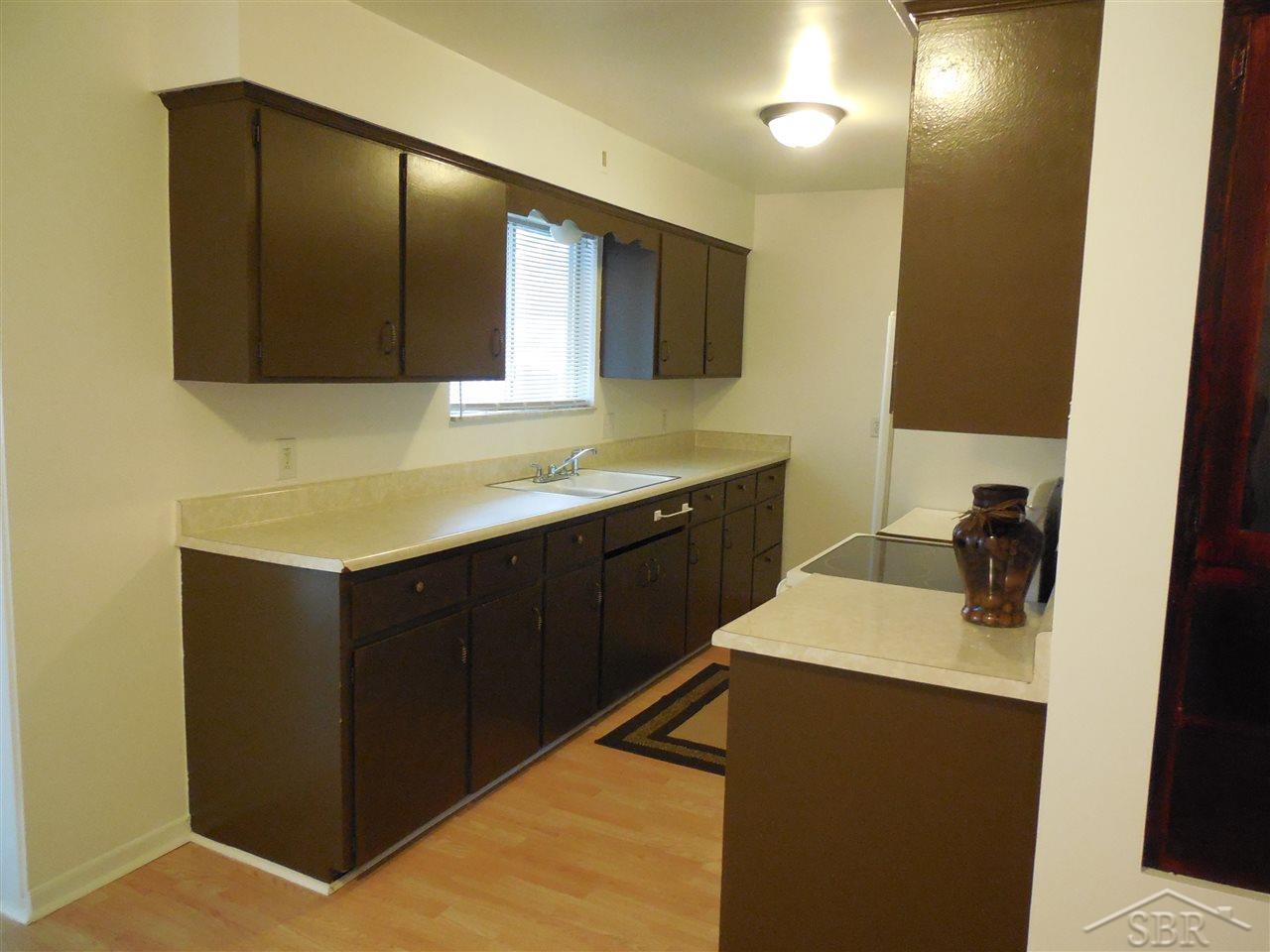 2575 Ranier Saginaw, MI 48603 - Photo 7 of 43