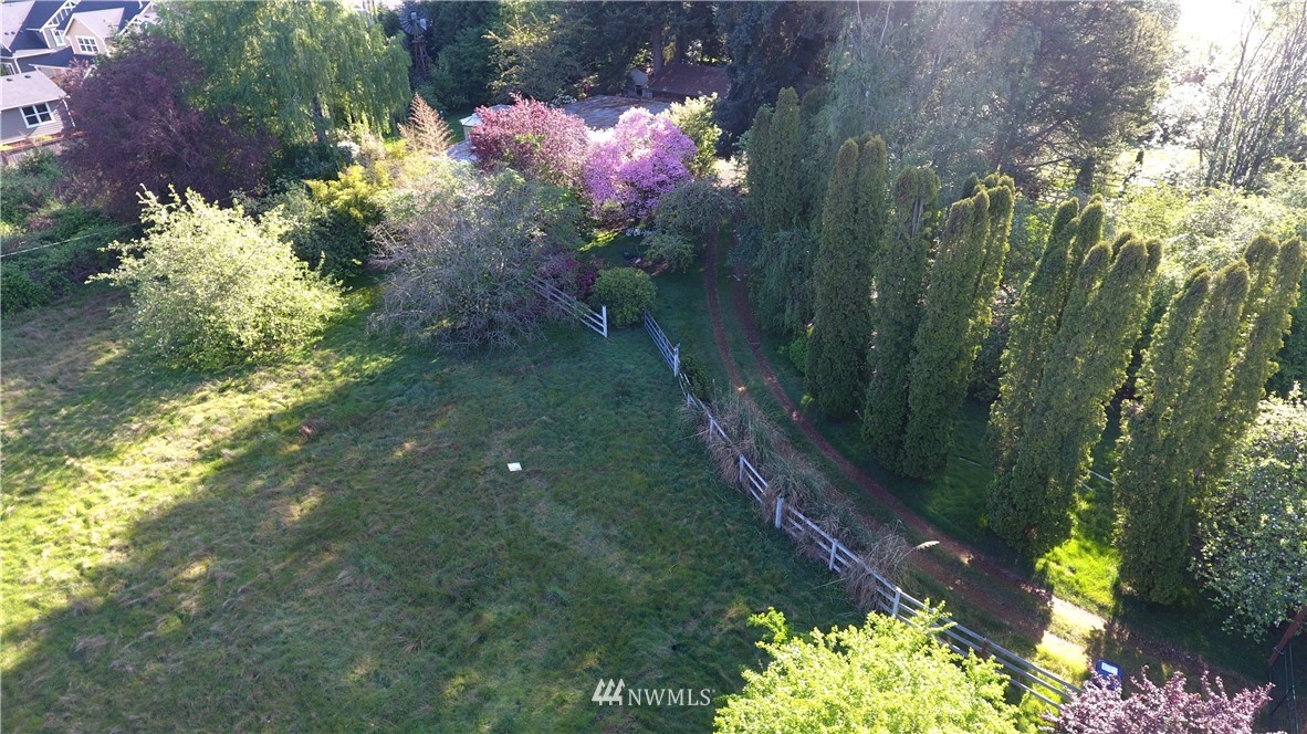 3917 212th Street Southeast Bothell, WA 98021 - Photo 11 of 22