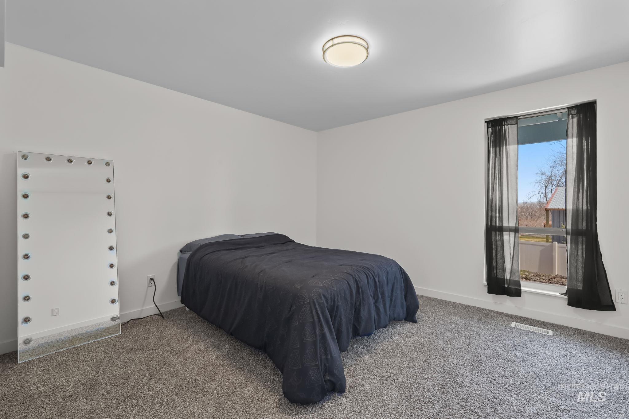 22168 Rio Vista Drive Caldwell, ID 83607 - Photo 16 of 34