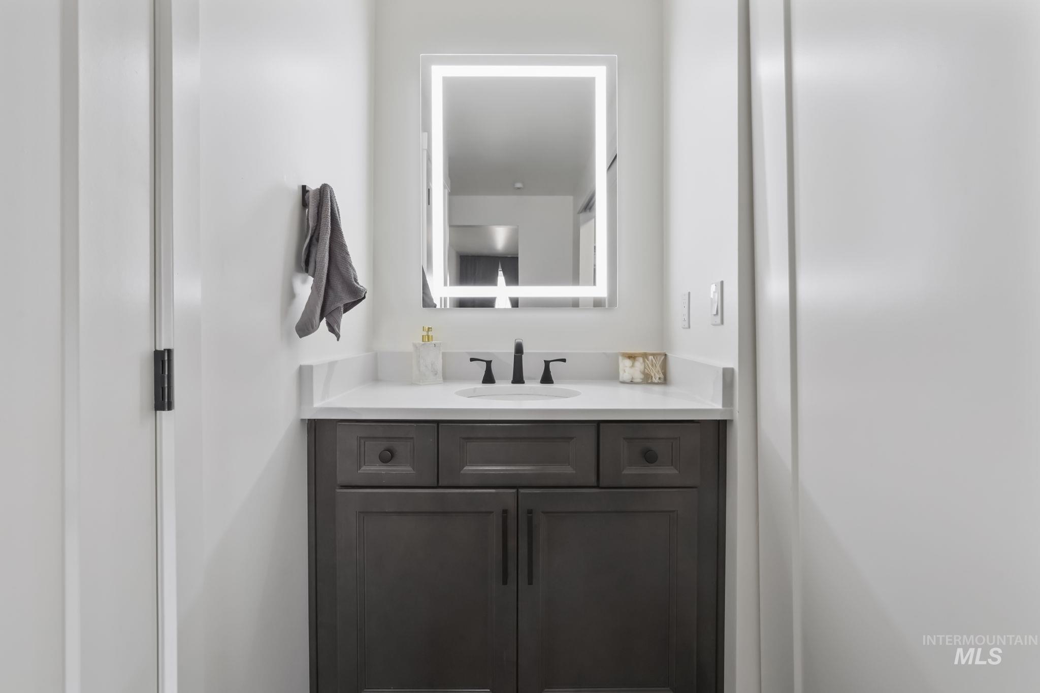 22168 Rio Vista Drive Caldwell, ID 83607 - Photo 19 of 34