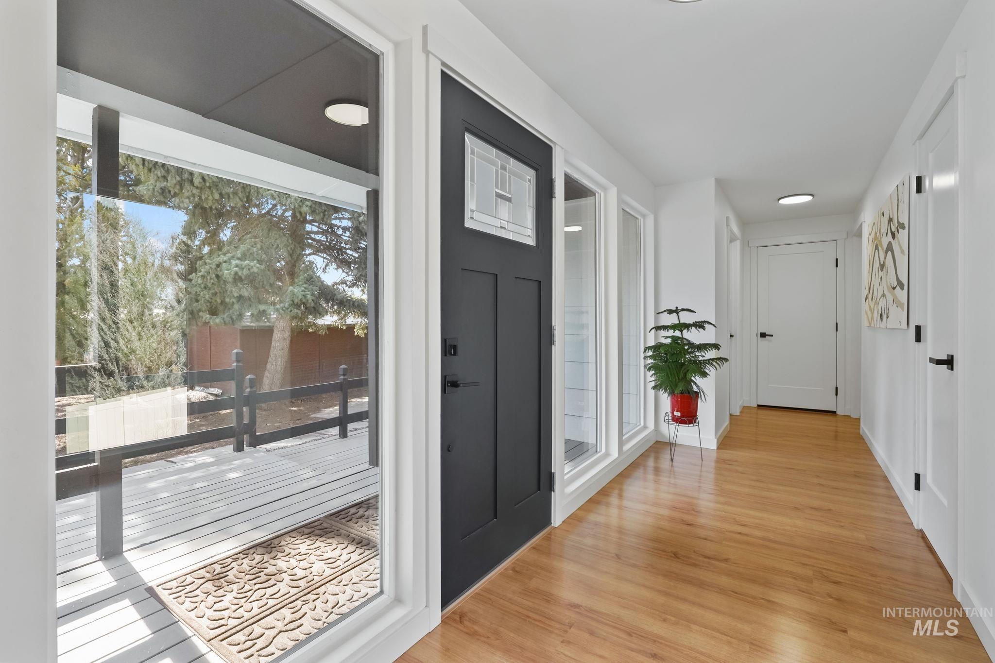 22168 Rio Vista Drive Caldwell, ID 83607 - Photo 5 of 34