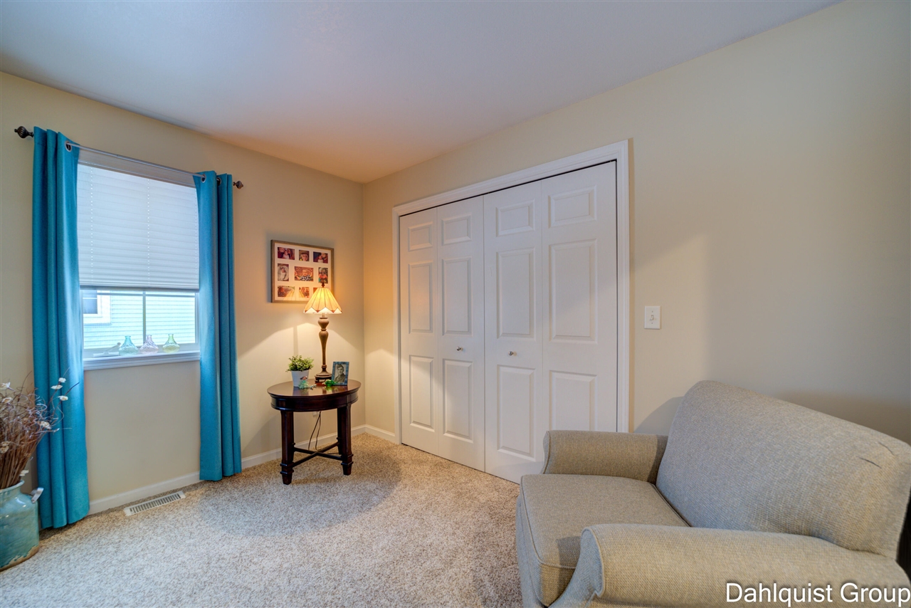 2972 Ridgeview Street Muskegon, MI 49445 - Photo 12 of 62