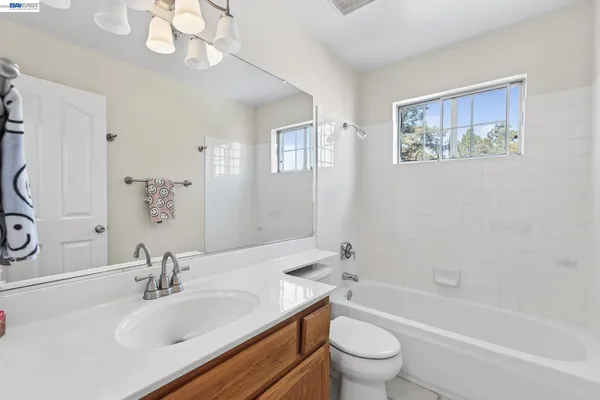 $1,348,800 | 1360 Toulon Court, Livermore, CA 94551