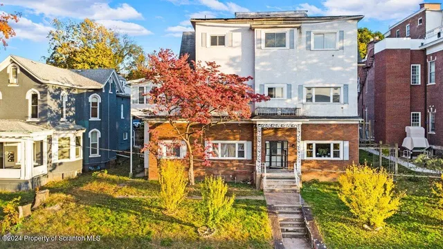 $835,000 | 622 Jefferson Avenue, Scranton, PA 18510