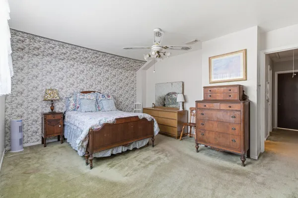 $499,000 | 211 Shenandoah Drive, Shenandoah, TX 77381