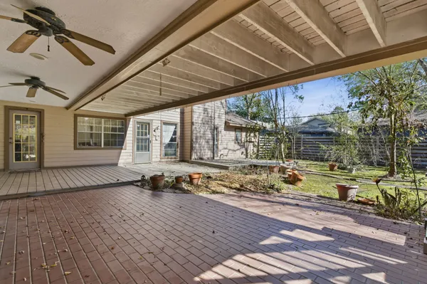 $499,000 | 211 Shenandoah Drive, Shenandoah, TX 77381