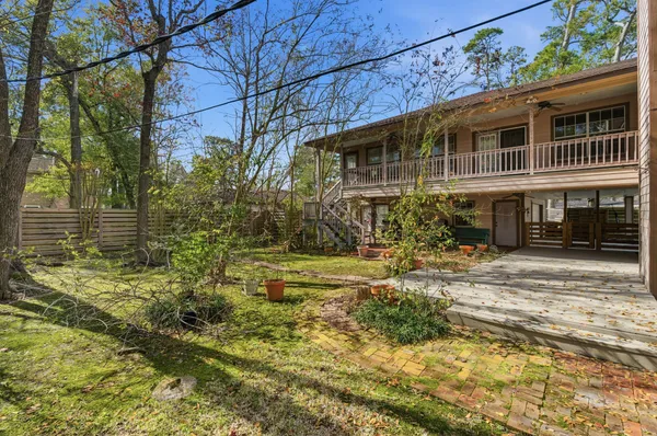 $499,000 | 211 Shenandoah Drive, Shenandoah, TX 77381