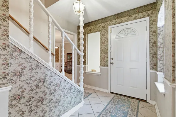 $499,000 | 211 Shenandoah Drive, Shenandoah, TX 77381