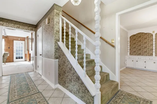 $499,000 | 211 Shenandoah Drive, Shenandoah, TX 77381