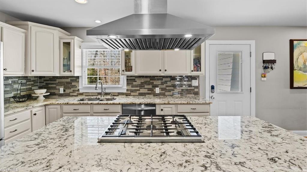 119 Hillcrest Road Thomasville, NC 27360 - Photo 10 of 50