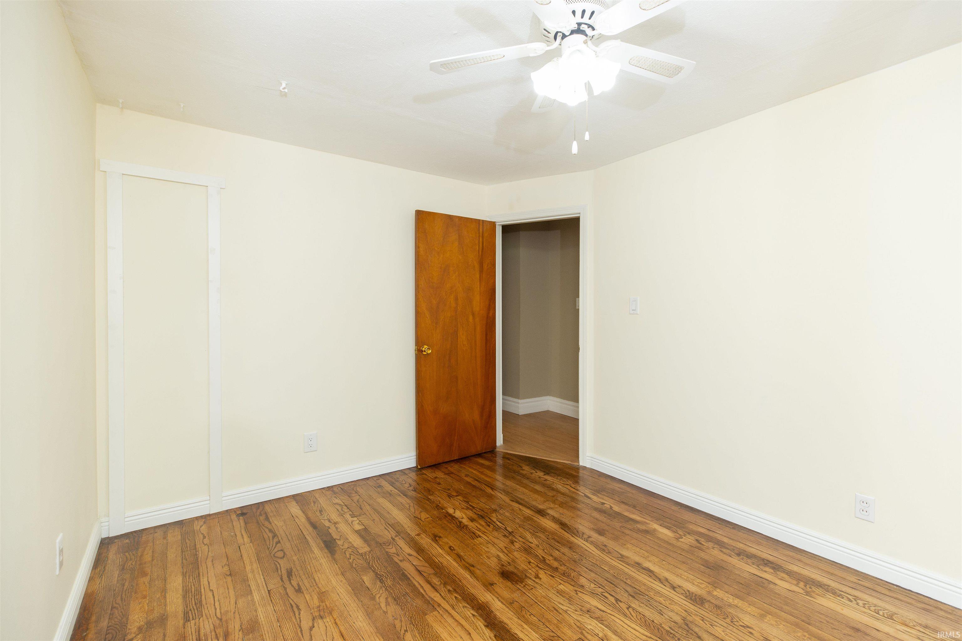 23982 Grant Road South Bend, IN 46619 - Photo 17 of 34 Gallery Image 17