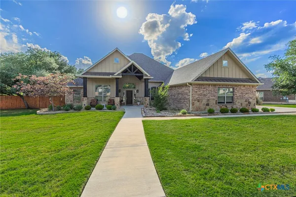 $665,000 | 8 Daingerfield Cove, Morgan's Point Resort, TX 76513