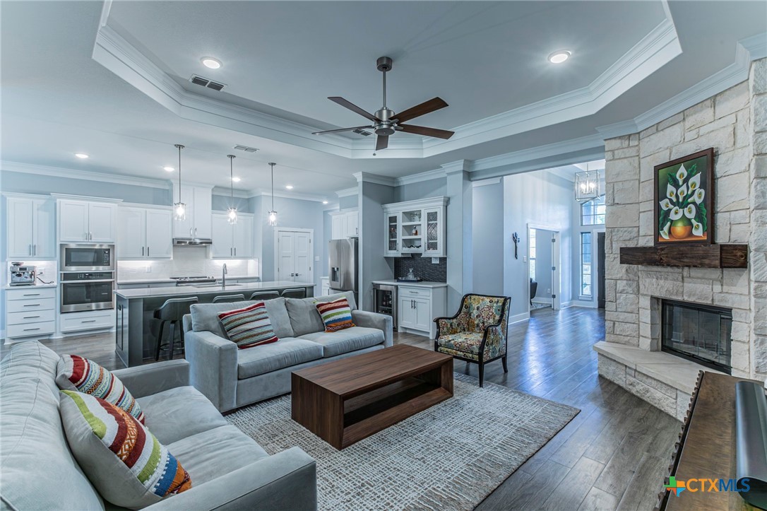 8 Daingerfield Cove Morgan's Point Resort, TX 76513 - Photo 3 of 30