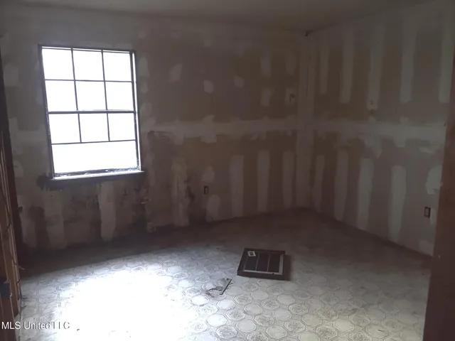 $35,000 | 412 Skating Rink Road, Prentiss, MS 39474