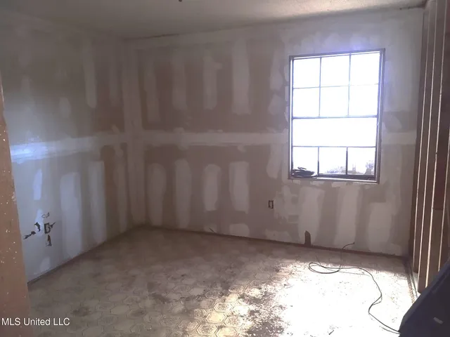 $35,000 | 412 Skating Rink Road, Prentiss, MS 39474