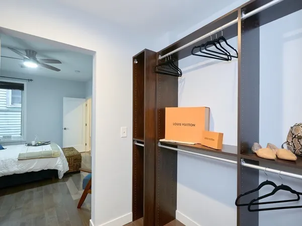 $3,895 | 186-188 Paris Street, Unit 5, Boston, MA 02128