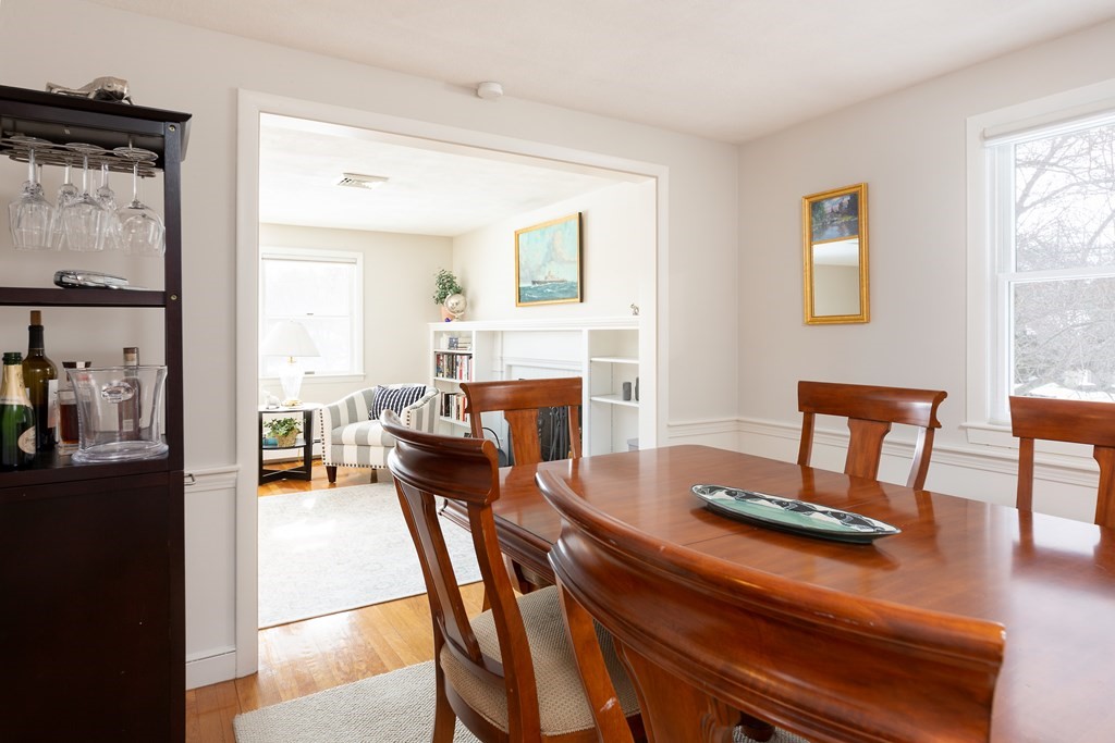 5 Cynthia Road Needham, MA 02494 - Photo 4 of 19