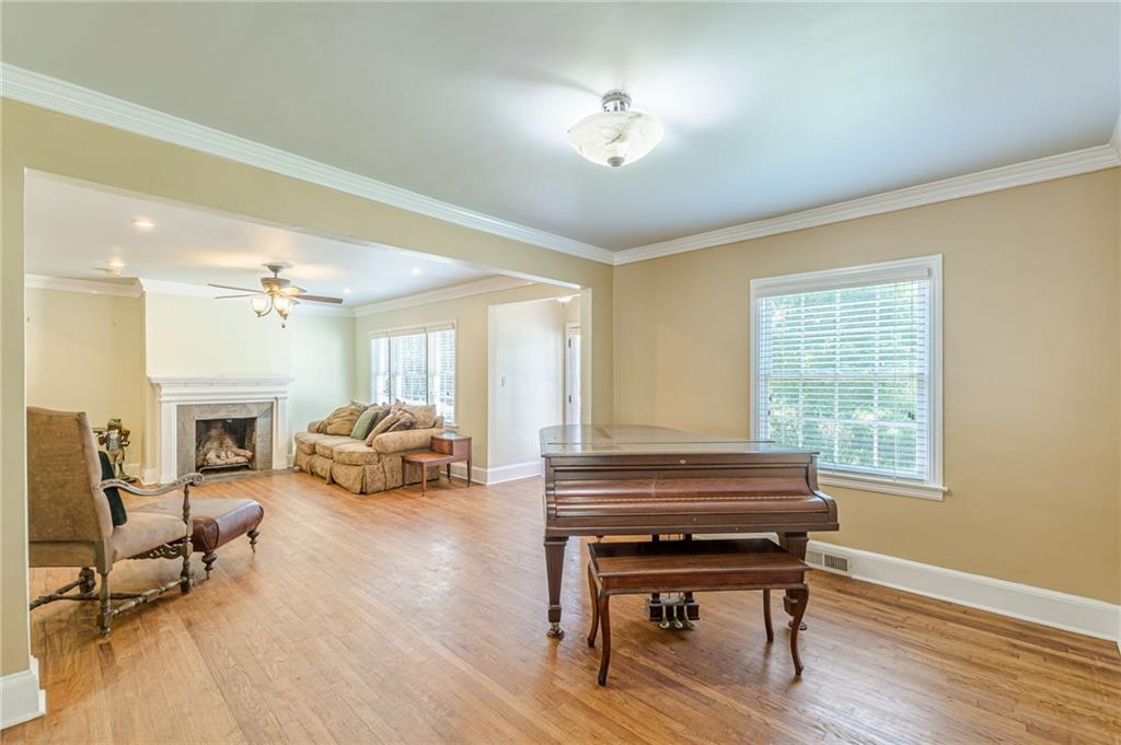 2367 Ridgeway Avenue College Park, GA 30337 - Photo 16 of 63 Gallery Image 16