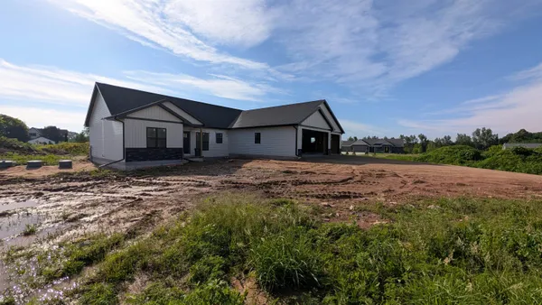 $524,900 | N2252 High Ridge Lane, New London, WI 54961