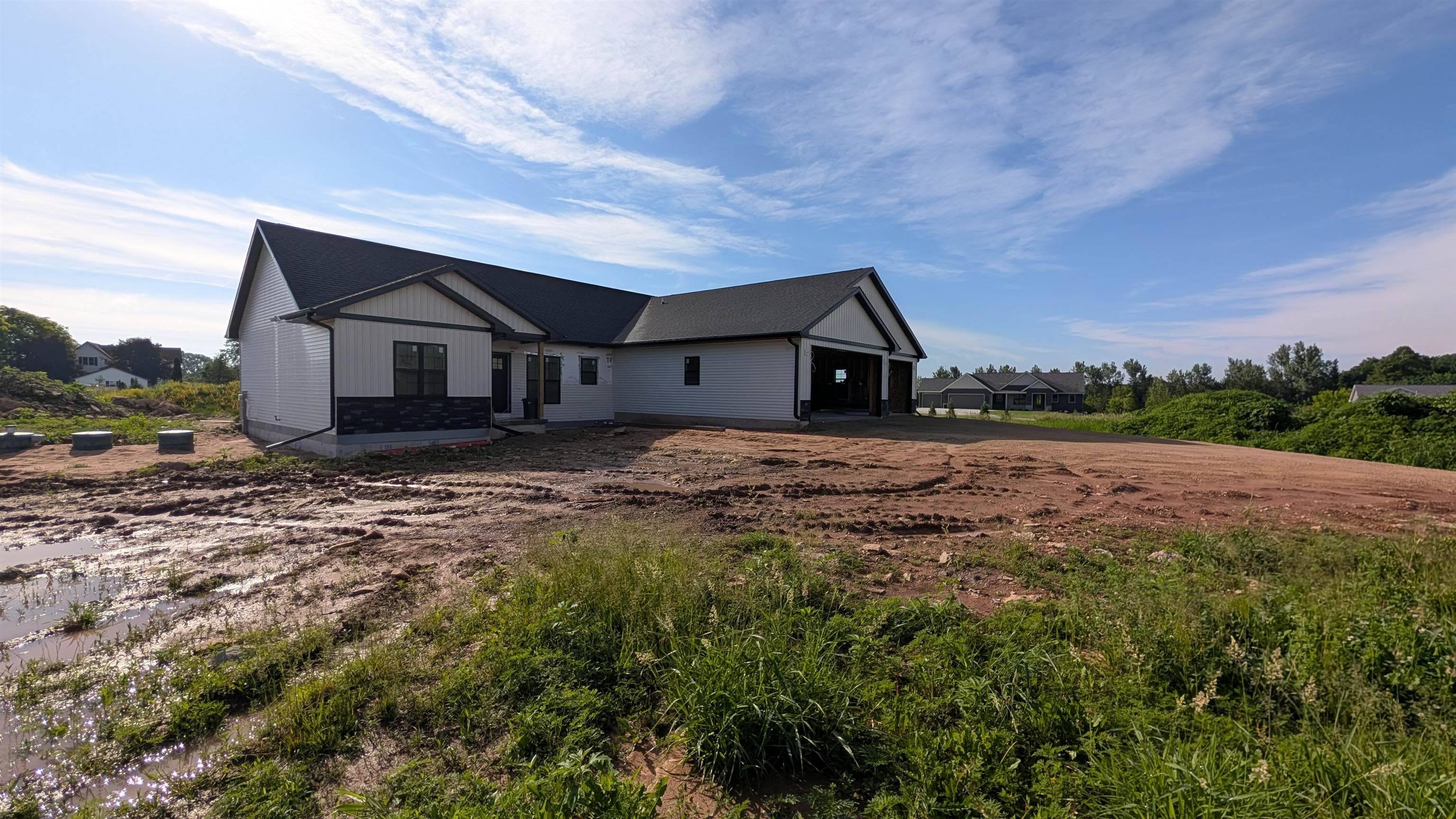 N2252 High Ridge Lane New London, WI 54961 - Photo 1 of 5