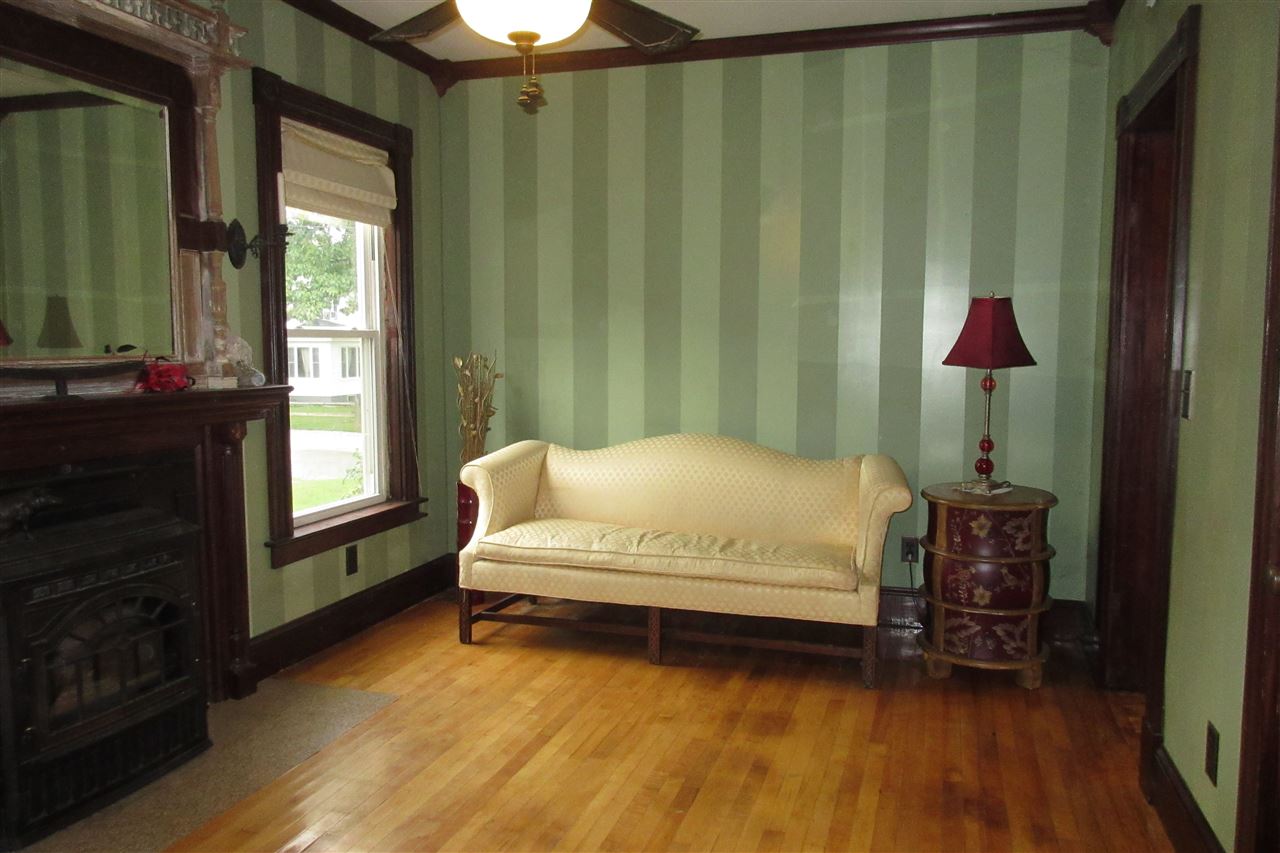 49 Evergreen Avenue Rutland, VT 05701 - Photo 6 of 17