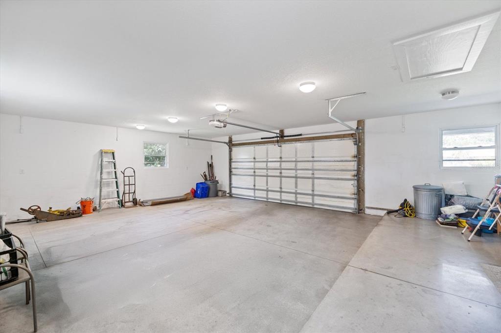 8915 Vamo Road Sarasota, FL 34231 - Photo 44 of 61