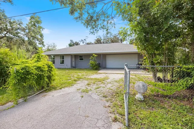 $549,000 | 8915 Vamo Road, Sarasota, FL 34231