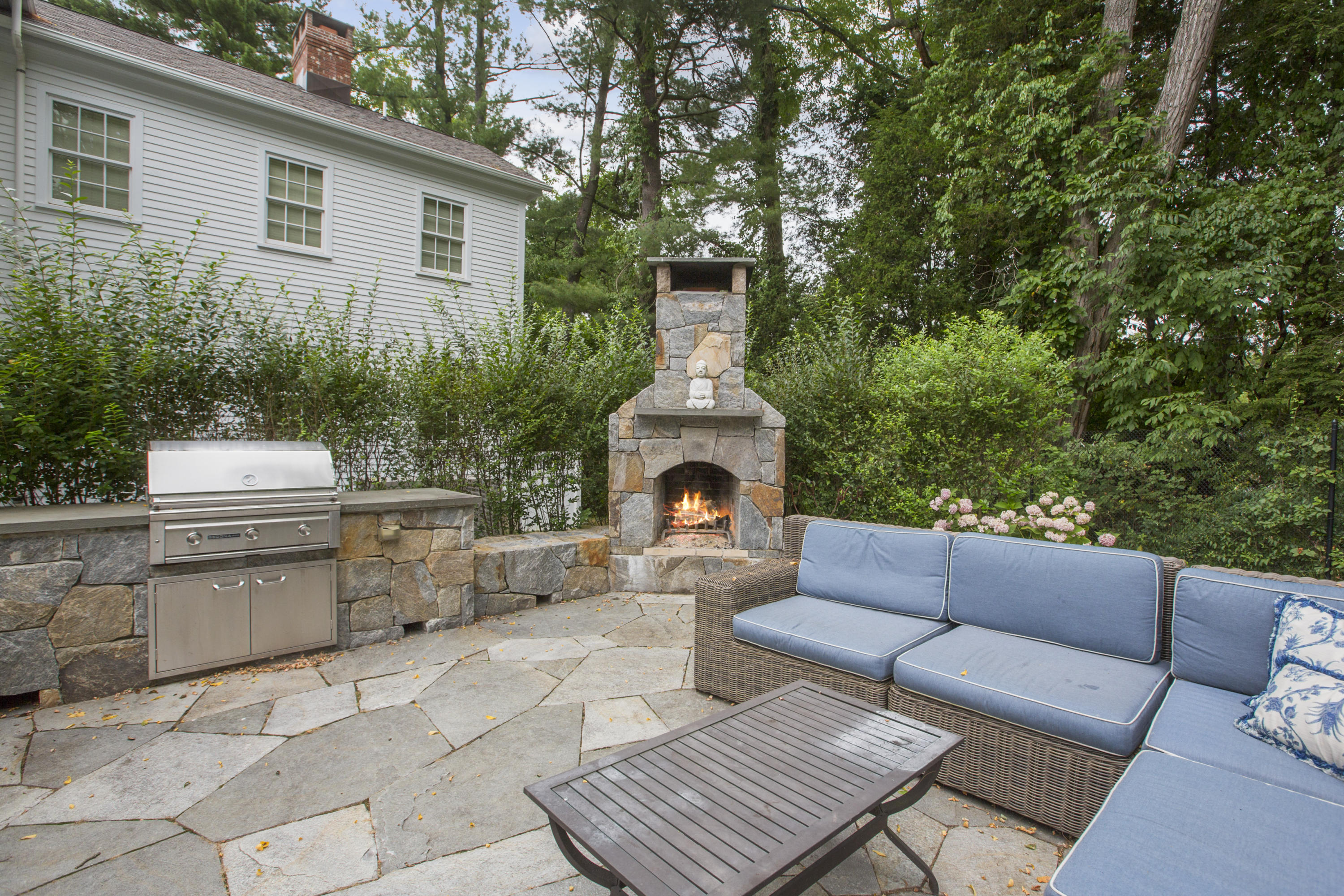 5 Lowlyn Road Westport, CT 06880 - Photo 31 of 42 TERRACE WITH OUTDOOR KITCHEN