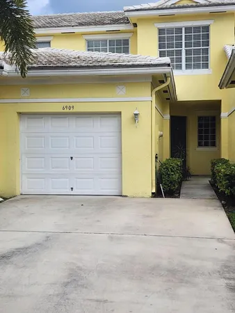 $2,700 | 6909 Blue Skies Drive, Lake Worth, FL 33463