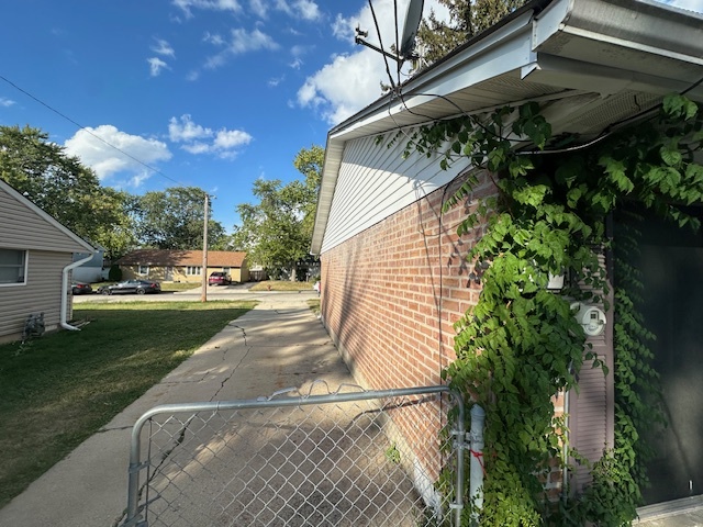 735 Geneva Avenue Romeoville, IL 60446 - Photo 23 of 25 a backyard of a house with lots of green space