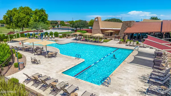 $674,800 | 1938 East Hazeltine Way, Gilbert, AZ 85298