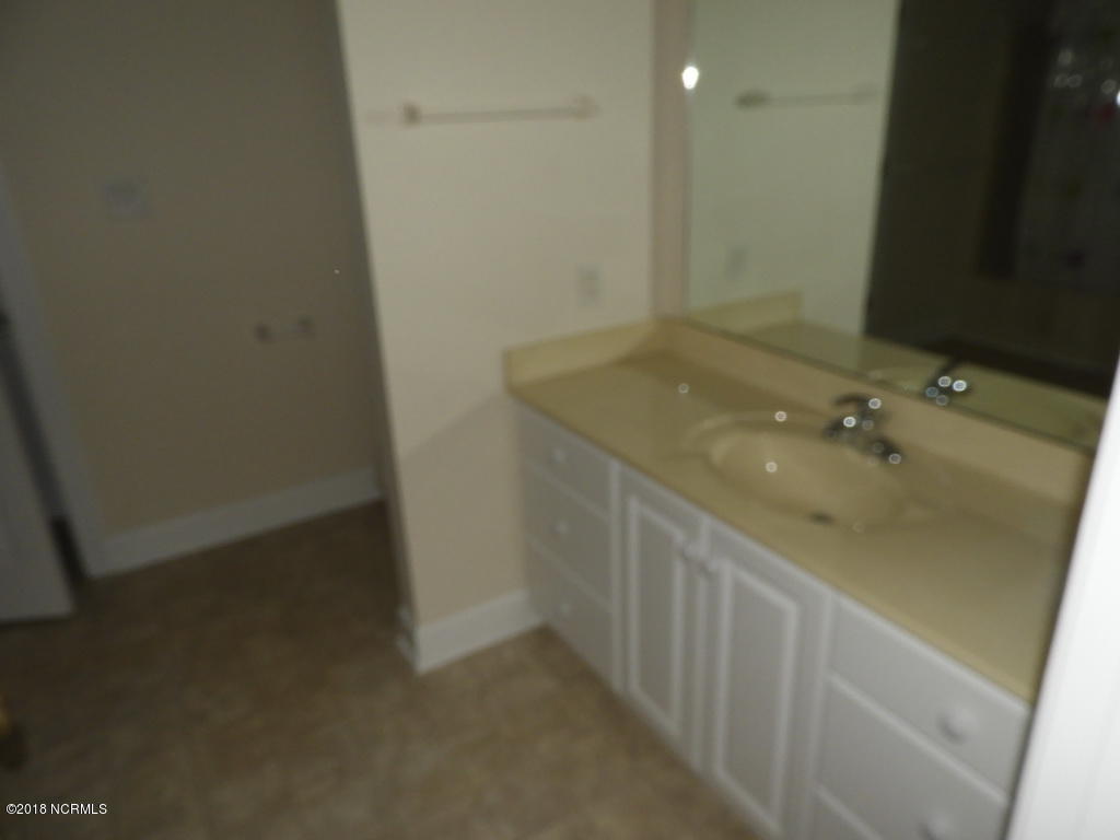 64 Cool Point Road Bath, NC 27808 - Photo 29 of 31 125 HALLWAY BATHROOM