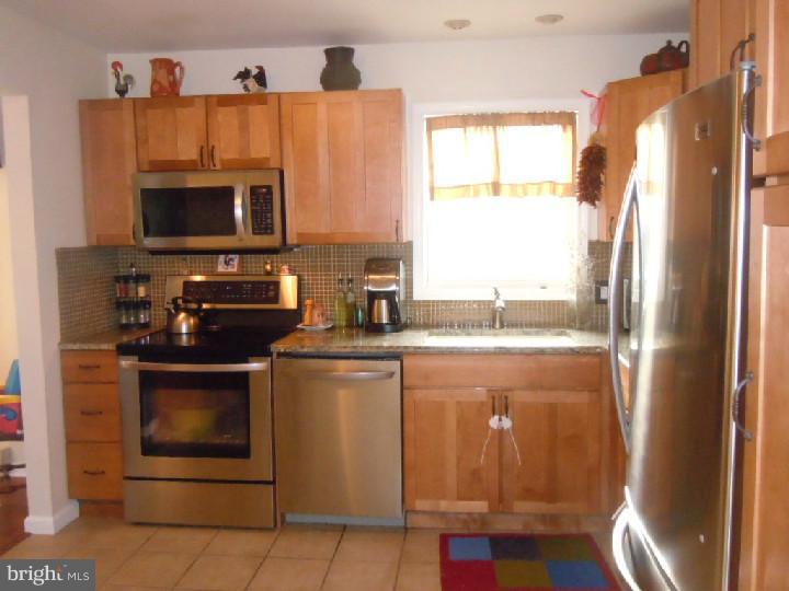 2924 Fornance Road Bethlehem, PA 18020 - Photo 2 of 20 Gallery Image 2
