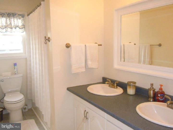 2924 Fornance Road Bethlehem, PA 18020 - Photo 11 of 20 Gallery Image 11