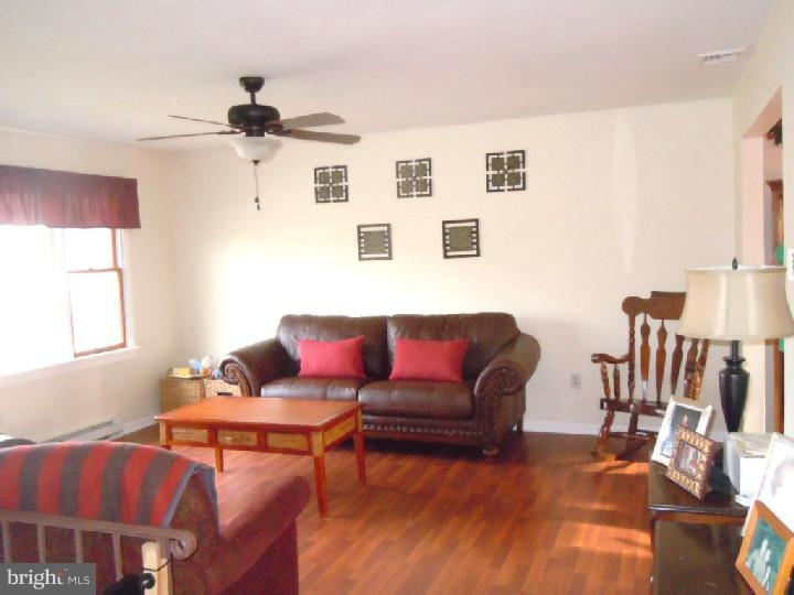 2924 Fornance Road Bethlehem, PA 18020 - Photo 3 of 20 Gallery Image 3