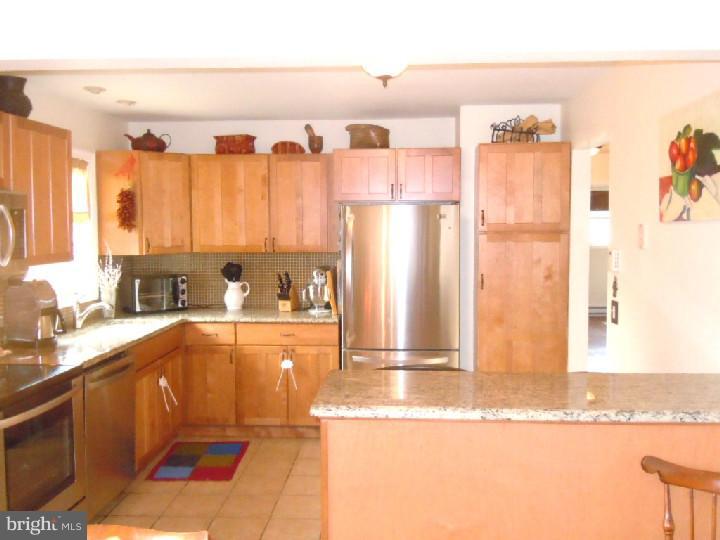 2924 Fornance Road Bethlehem, PA 18020 - Photo 9 of 20 Gallery Image 9