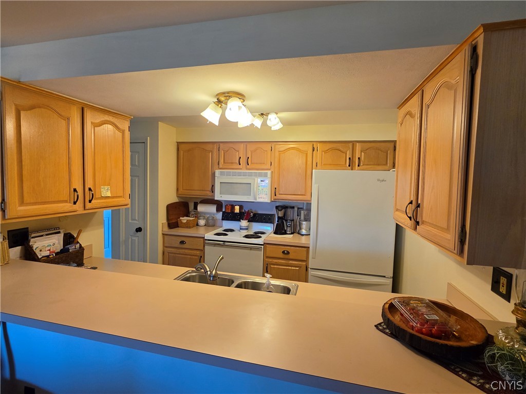 6147 Diffin Road Cicero, NY 13039 - Photo 11 of 45