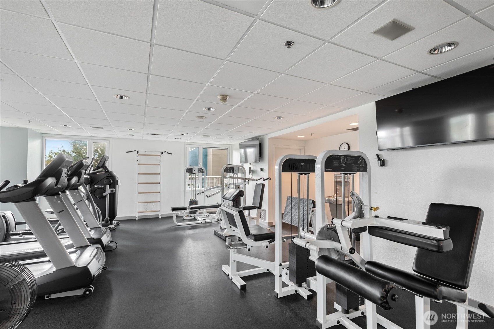 121 Vine Street, Unit 1507 Seattle, WA 98121 - Photo 36 of 40 a view of a room with gym equipment