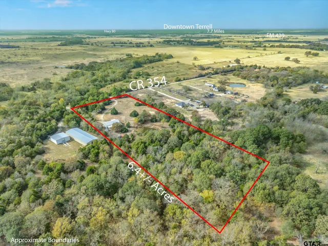a view of an outdoor space and a lake view
