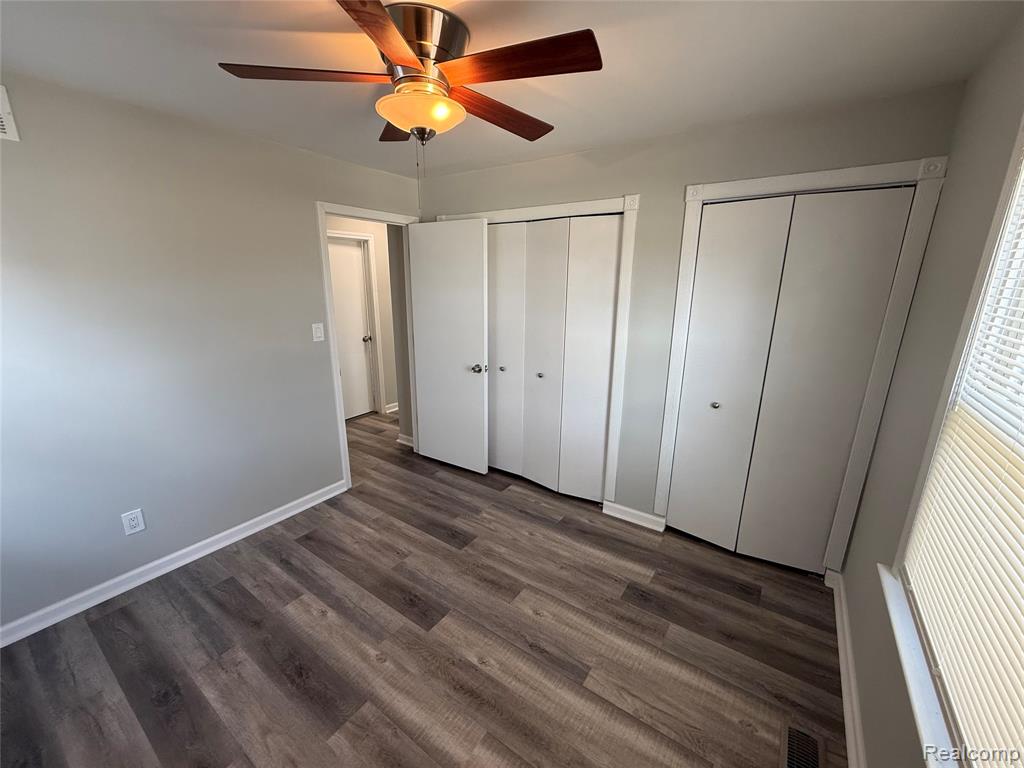 4812 Howe Road Wayne, MI 48184 - Photo 28 of 33