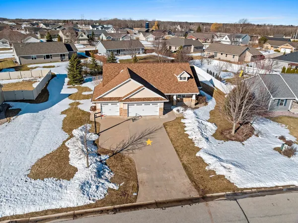 $514,900 | 2155 Mahogany Trail, De Pere, WI 54115