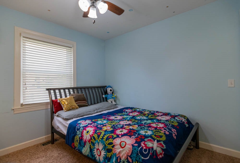 2220 Trenton Road Dubuque, IA 52002 - Photo 10 of 17 Gallery Image 10