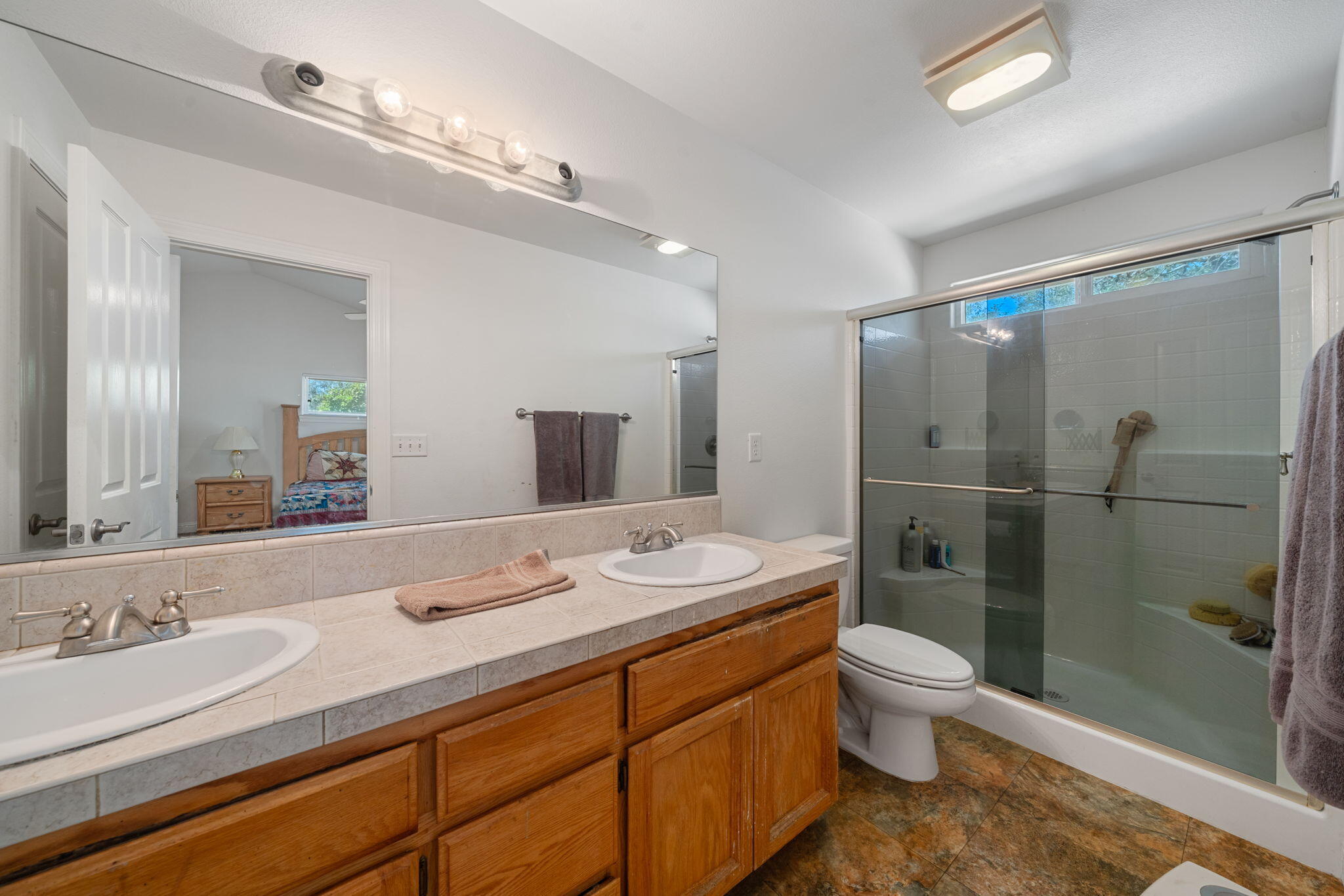 16640 Power Line Road Redding, CA 96001 - Photo 21 of 34 Powerline Road
