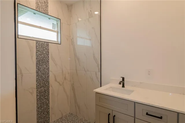 $339,000 | 2045 Carver Avenue, Fort Myers, FL 33916