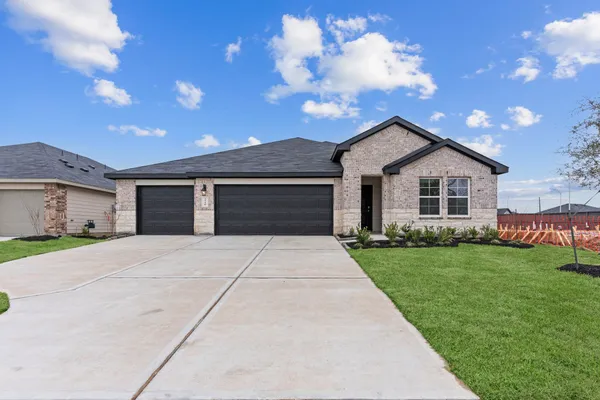 $379,990 | 6602 Kingfisher Lane, Beasley, TX 77417